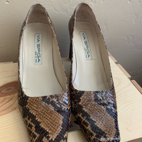 Vintage Via Spiga snakeskin heels - Picture 2 of 6